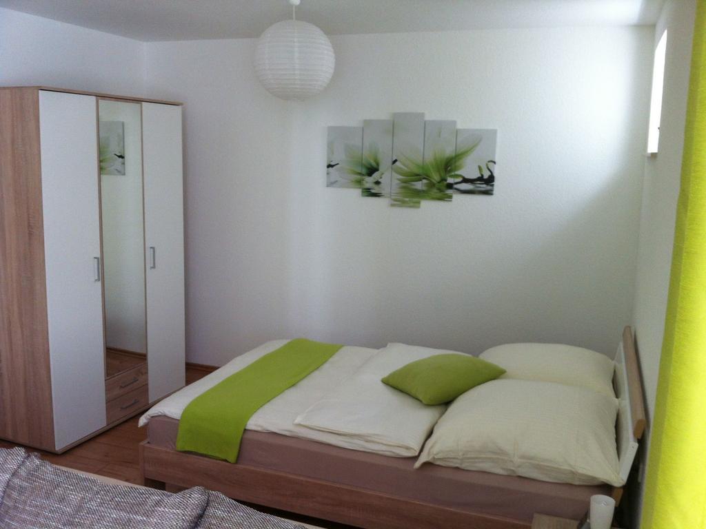 Ferienwohnung Heike Dettingen an der Erms Camera foto